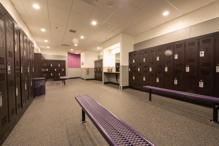Planet Fitness locker rooms