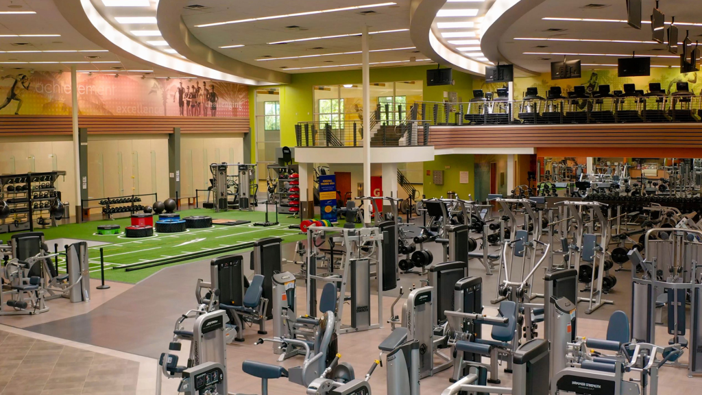 LA Fitness workout area