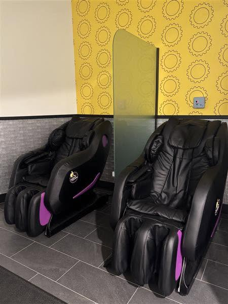 planet fitness Massage Chair